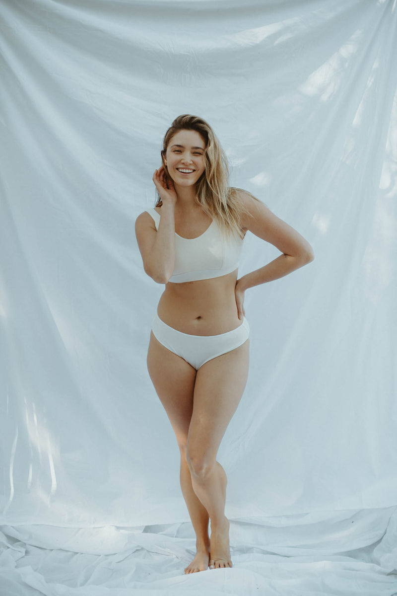 BraWorld - This is a multipurpose bra designed to provide ultimate support  during your workouts, and for everyday wear. It features moisture-wicking  properties to keep you cool and dry all day, and